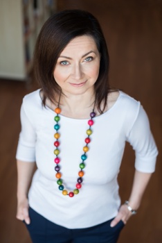 Aleksandra Bukowska jest facylitatorką i trenerką